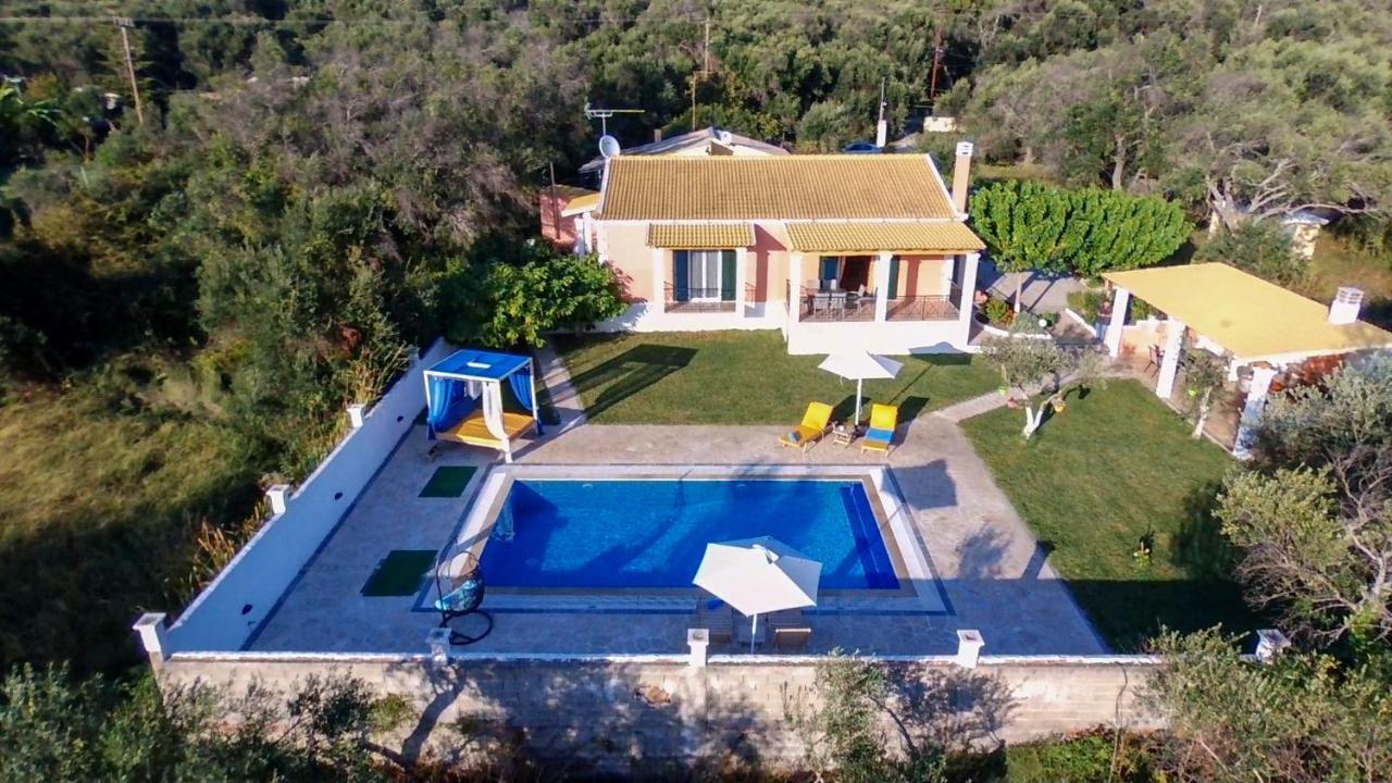 Villa Prasoudi Βίλα *